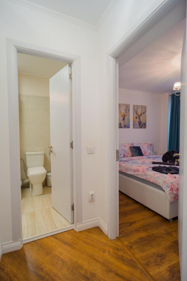 Cozy & Spacious 2Br Apartment With Netflix Bucarest Exterior foto