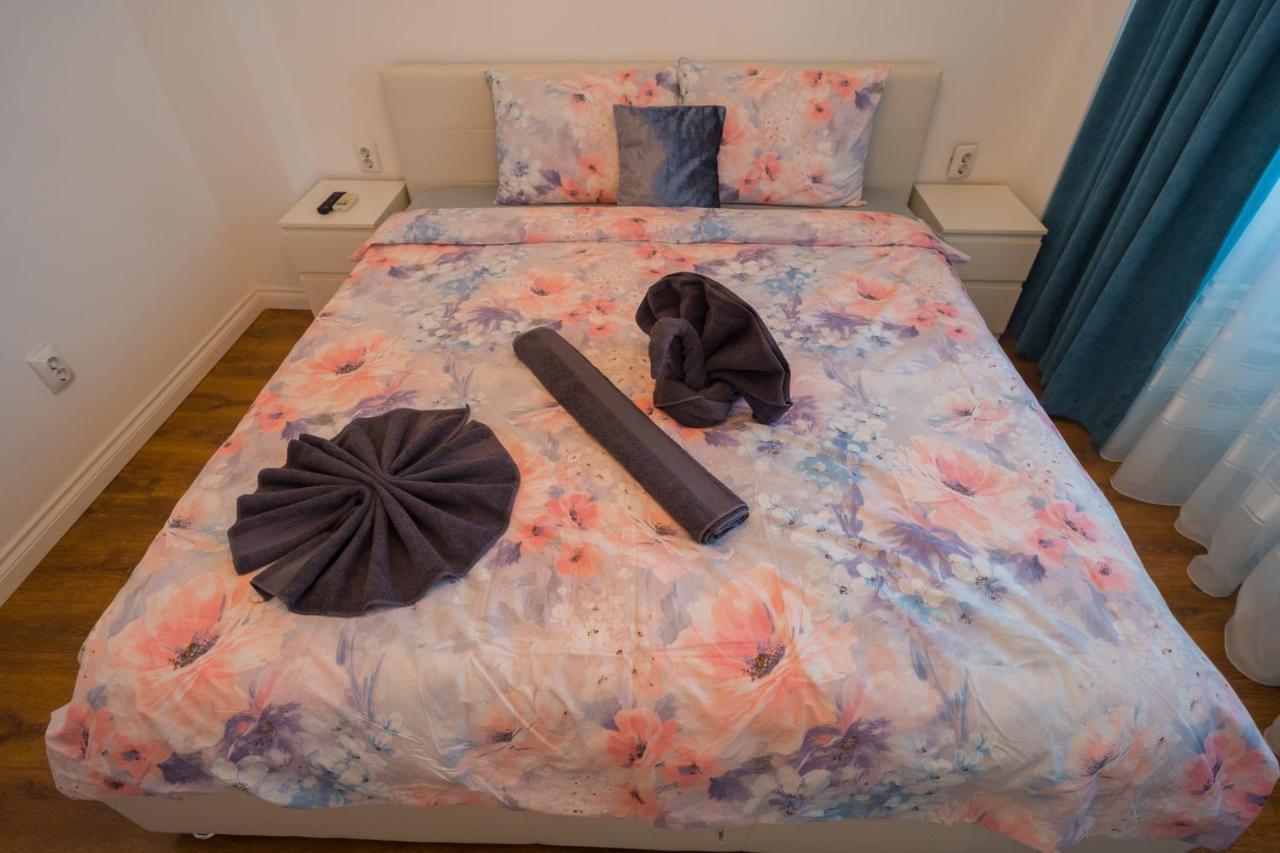 Cozy & Spacious 2Br Apartment With Netflix Bucarest Exterior foto