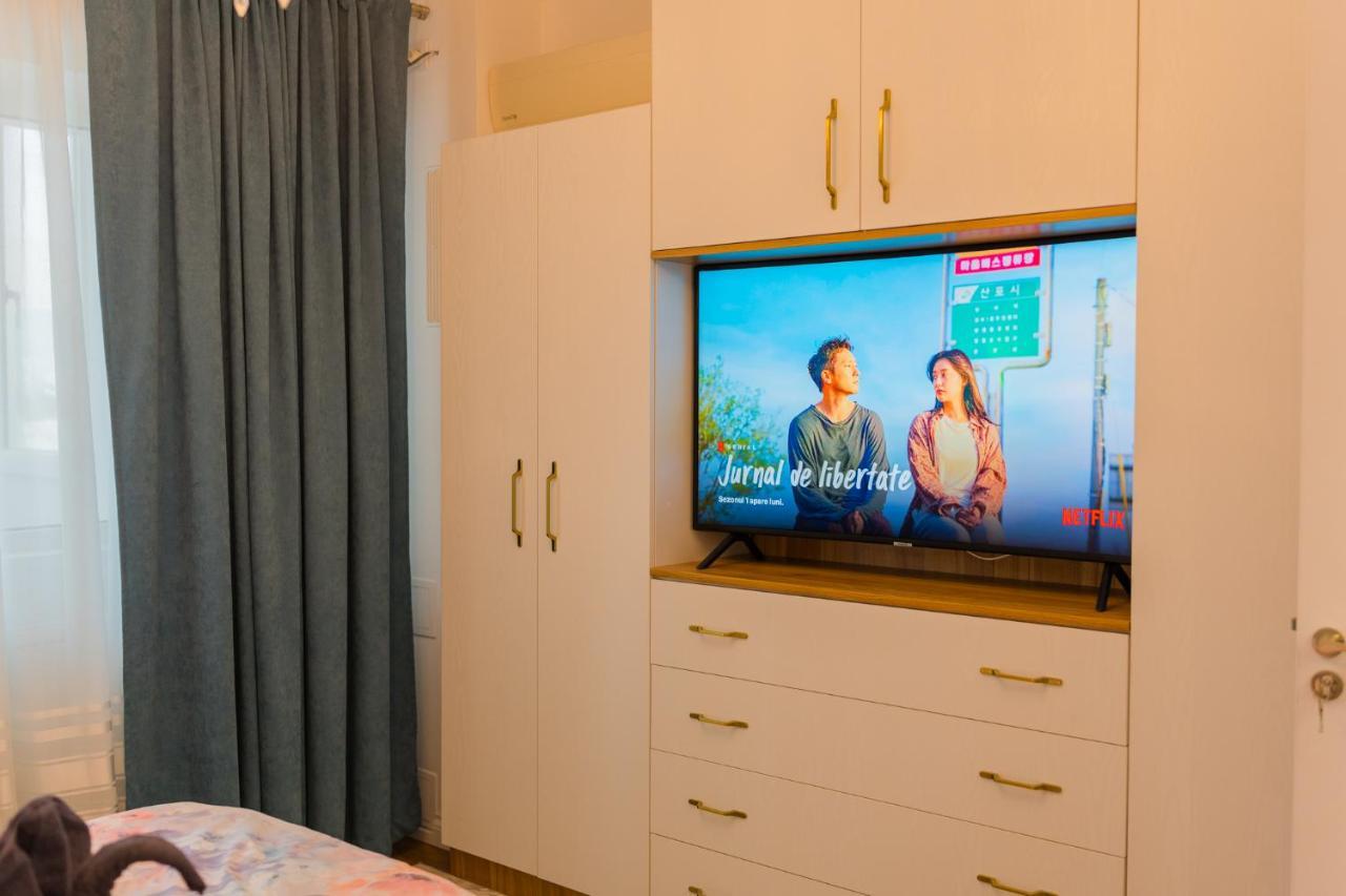 Cozy & Spacious 2Br Apartment With Netflix Bucarest Exterior foto