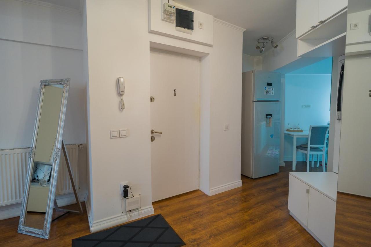 Cozy & Spacious 2Br Apartment With Netflix Bucarest Exterior foto
